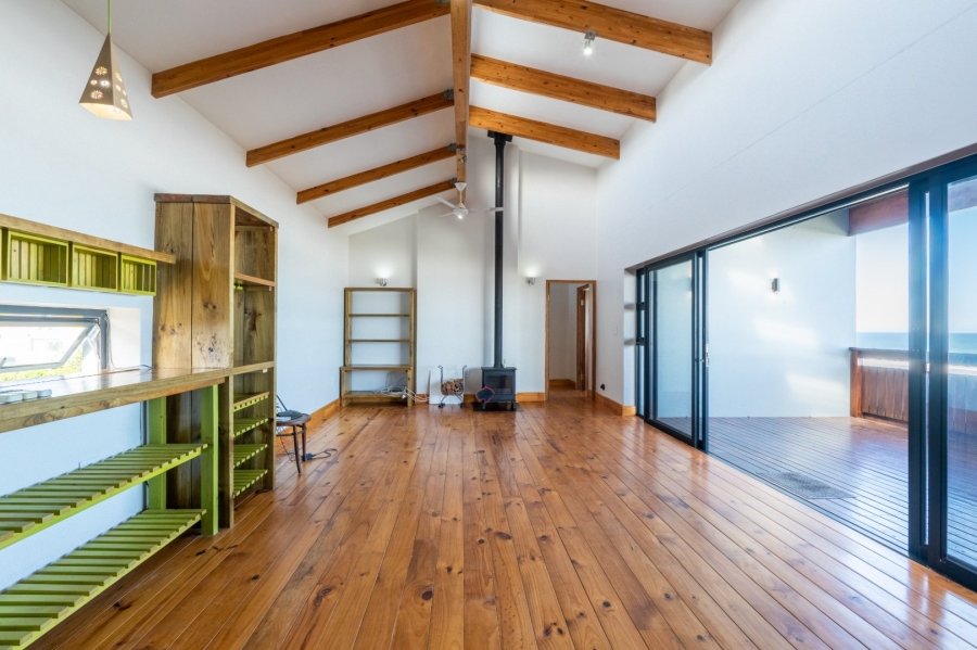 4 Bedroom Property for Sale in Kleinkrantz Western Cape